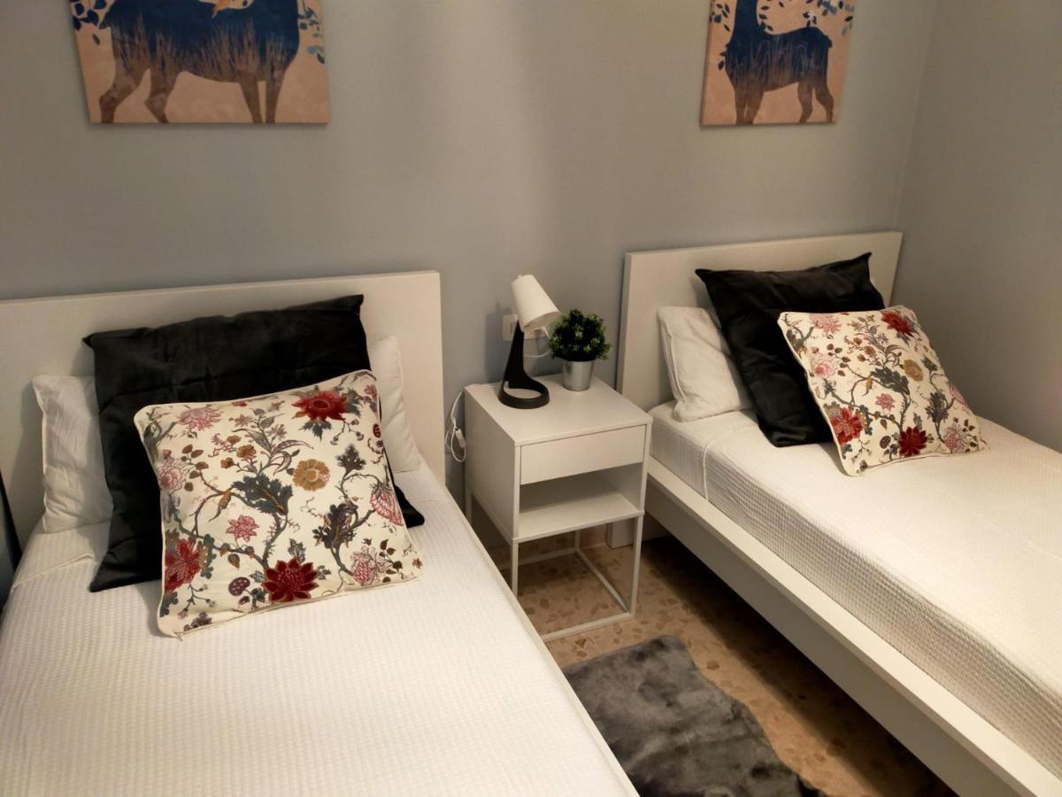 Bastinazo Alohadream - Premium - La Mejor Ubicacion Con Aire Acondicionado, Insonorizacion, Terraza Y Equipamiento En El Puerto De Santa Maria - Grupo De Solo Menores De 25 No Aceptados Salvo Fianza Adicional Екстер'єр фото